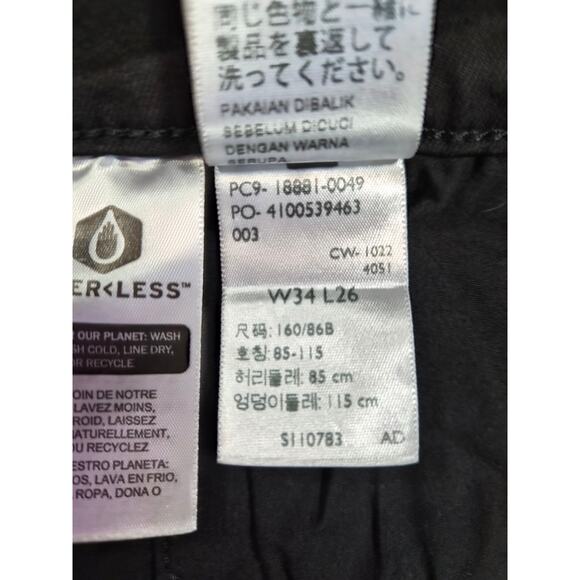 LEVI'S 711 Skinny 18 x 26 Minimalist Classic Style in Neutral Black - Picture 7 of 9